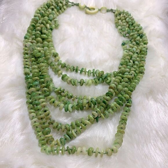 Dyed Mother of Pearl Knotted Necklace 24” 8 Strand Green Gorgeous - Picture 1 of 7